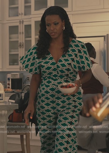 Viv's green printed jumpsuit on Bel-Air