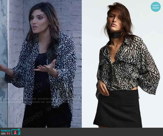 Zara Printed Open Back Shirt worn by Brook Lynn Quartermaine (Amanda Setton) on General Hospital