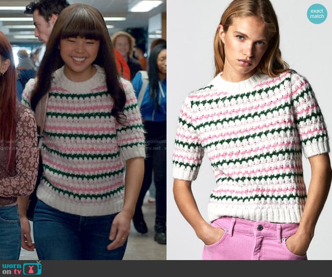 Zara Striped Knit Sweater worn by Norah (Chelsea Clark) on Ginny & Georgia