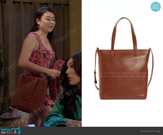 Madewell The Zip-Top Medium Transport Leather Tote worn by Wendy Shin (Victoria Grace) on Days of our Lives