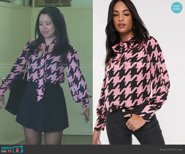 River Island Houndstooth Pussybow Blouse in pink worn by Mariana Foster (Cierra Ramirez) on Good Trouble