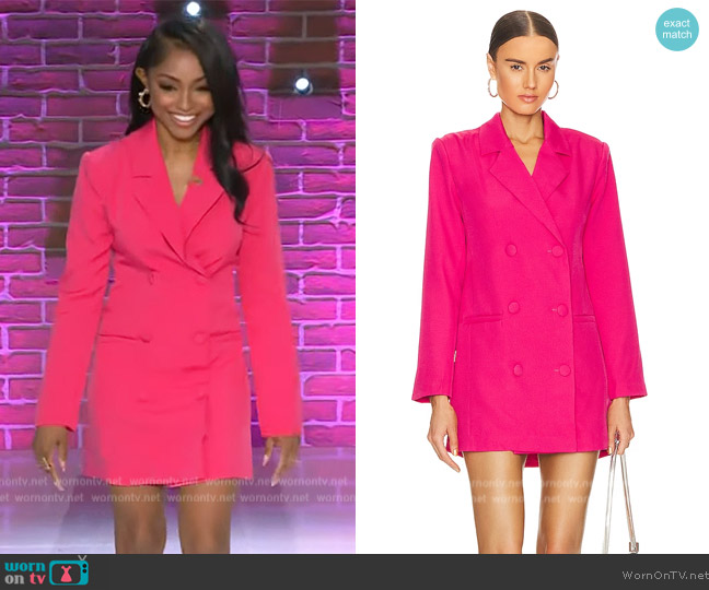 WornOnTV: Megan Piphus Peace’s pink blazer dress on The Kelly Clarkson ...