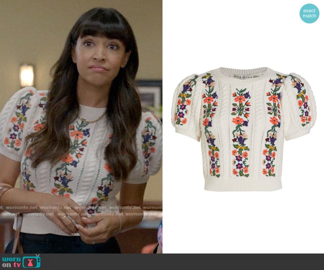 Alice + Olivia Daren Sweater worn by Sam (Hannah Simone) on Not Dead Yet