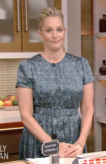 Ali Wentworth's green printed belted dress on Live with Kelly and Ryan