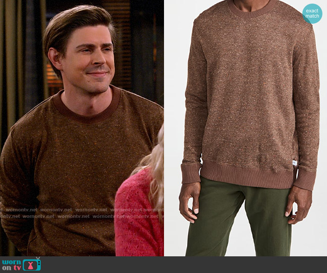 Banks Journal Midnight Sweater in Pine Cone worn by Jesse (Christopher Lowell) on How I Met Your Father