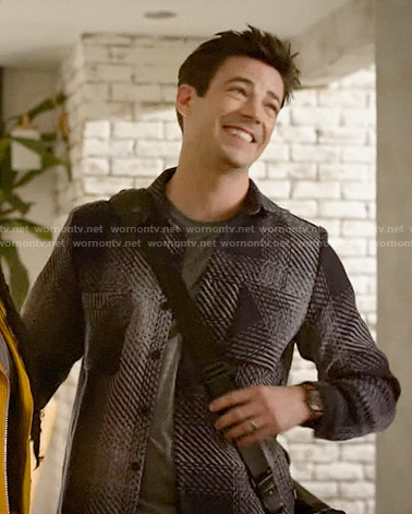 Barry's checked overshirt on The Flash
