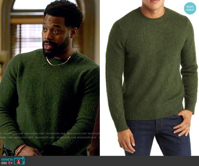 Brooks Brothers Shetland Wool Crewneck Sweater worn by Kevin Atwater (LaRoyce Hawkins) on Chicago PD