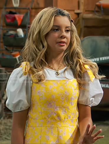 Destiny’s yellow floral romper on Bunkd
