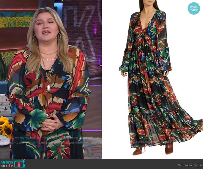 WornOnTV: Kelly’s black floral print maxi dress on The Kelly Clarkson ...