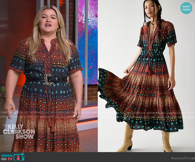 WornOnTV: Kelly’s printed maxi dress on The Kelly Clarkson Show | Kelly ...