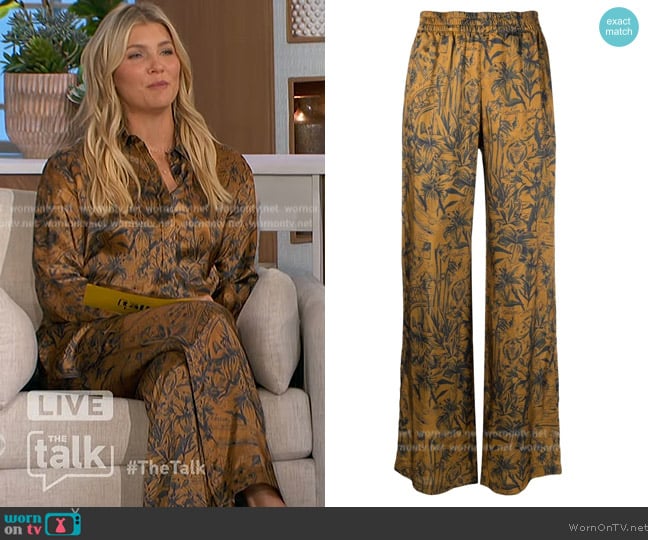 Golden Goose Printed Satin Wide-leg Trousers worn by Amanda Kloots on The Talk