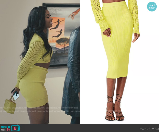 Herve Leger Variegated Rib Skirt worn by Hilary Banks (Coco Jones) on Bel-Air