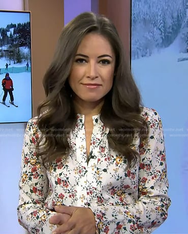 Kaylee's white floral blouse on Today