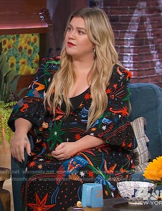 WornOnTV: Kelly's mixed print shirt on The Kelly Clarkson Show, Kelly  Clarkson