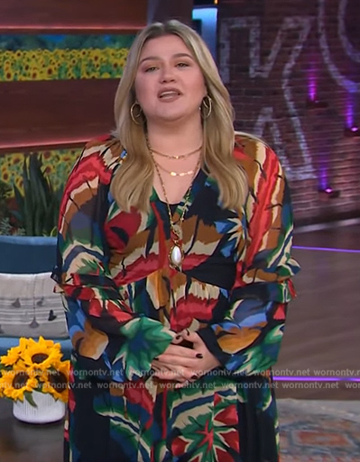 Kelly’s black floral print maxi dress on The Kelly Clarkson Show