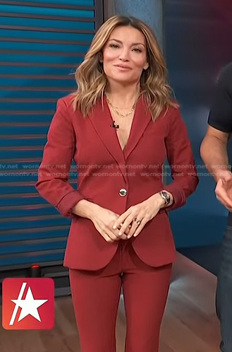 Kit’s red single-breasted blazer on Access Hollywood