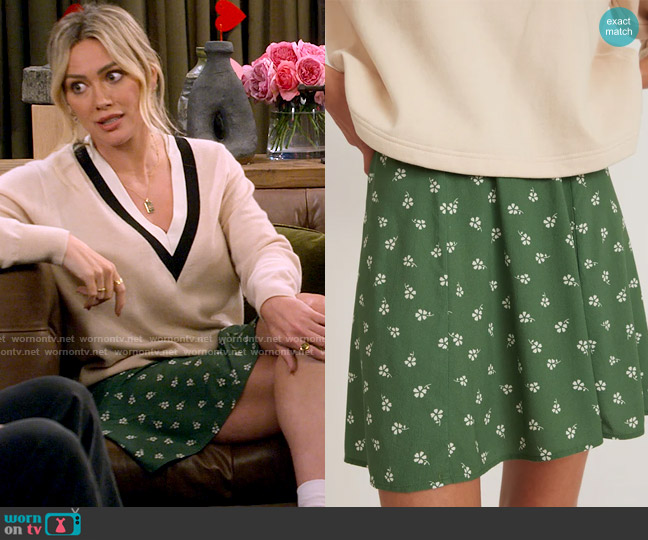 Marine Layer Bonnie Skirt in Modern Ditsy worn by Sophie (Hilary Duff) on How I Met Your Father