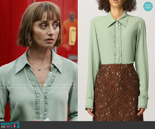 WornOnTV: Chrissy’s green ruffled button down blouse on Superman and ...