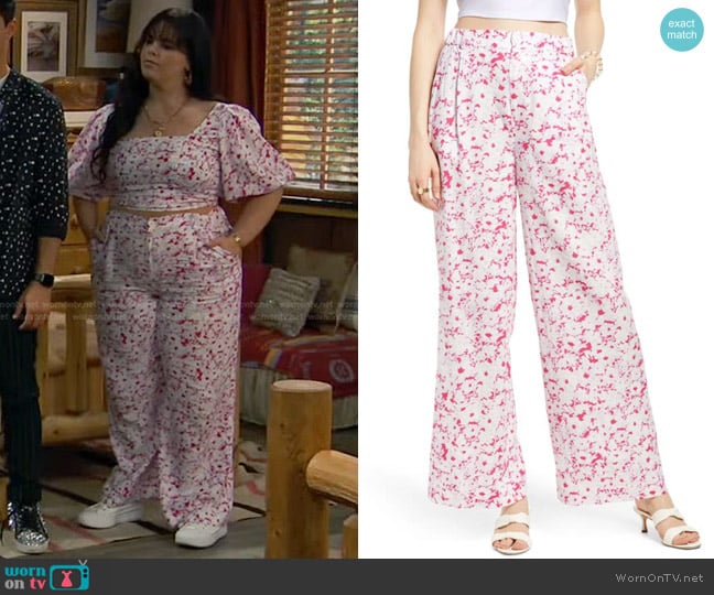 Open Edit Wide Leg Linen Blend Pants worn by Lou Hockhauser (Miranda May) on Bunkd