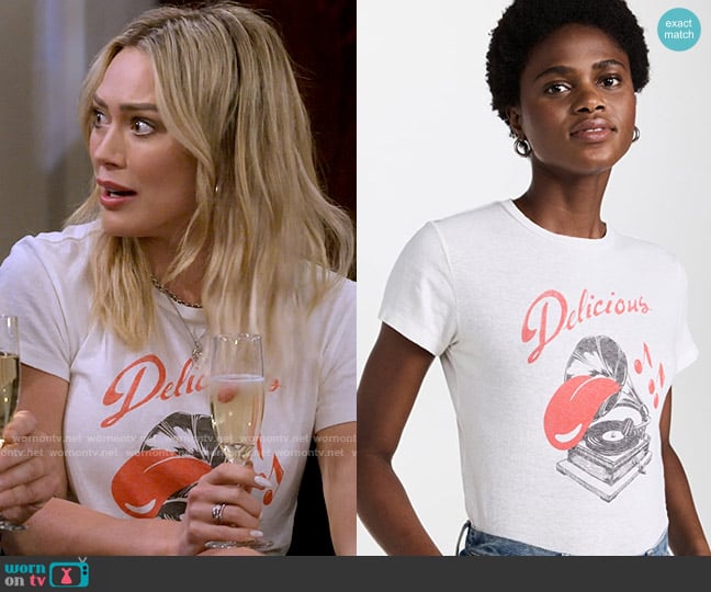 Re/Done Classic Tee in Delicious worn by Sophie (Hilary Duff) on How I Met Your Father