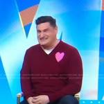 Rob Shuter’s burgundy heart sweater on Good Morning America
