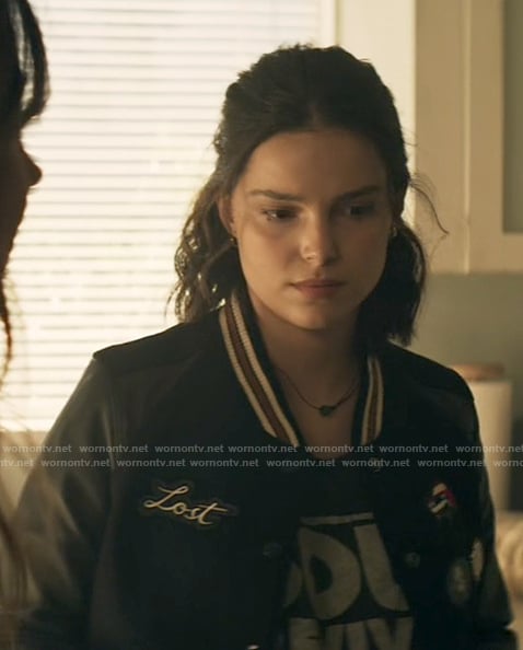 Sarah’s bomber jacket with Lost patch on Superman and Lois