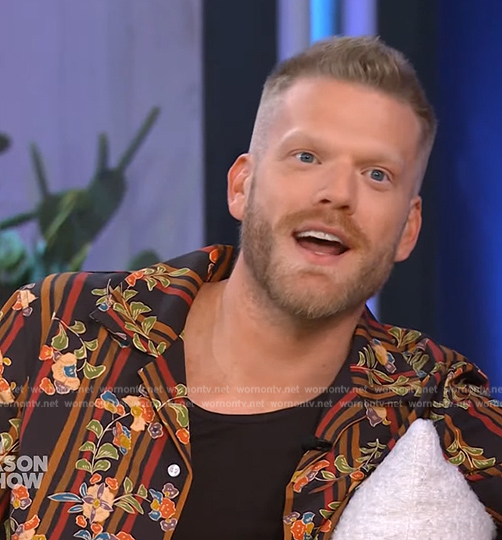 Scott Hoying's floral striped shirt on The Kelly Clarkson Show