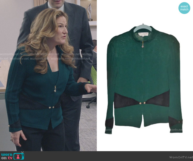 St. John Green Contrast Cardigan worn by Katherine Hastings (Ana Gasteyer) on American Auto