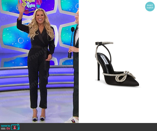 Steve Madden Viable Pumps in Black worn by Rachel Reynolds on The Price is Right