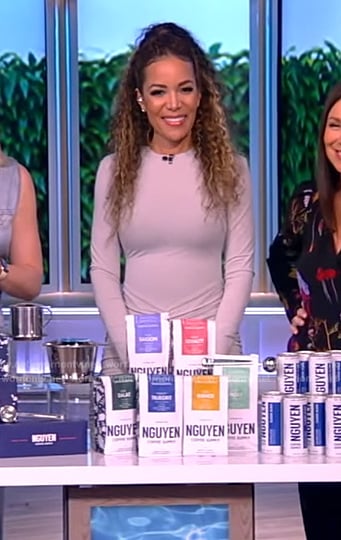 Sunny's gray ruched dress on The View