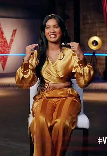 Tasha Jessen's yellow striped satin pants on The Voice