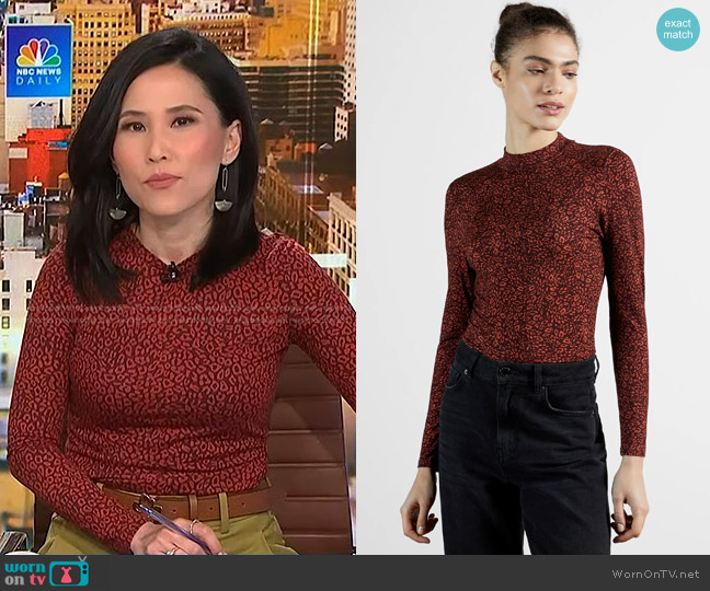 WornOnTV: Vicky’s red printed long sleeve top on NBC News Daily | Vicky ...