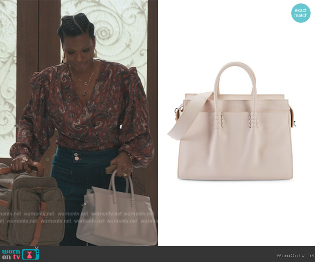 Tod's Leather Shoulder Bag worn by Vivian Banks (Cassandra Freeman) on Bel-Air