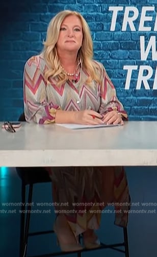 Alison Triessl's zig-zag print dress on Access Hollywood