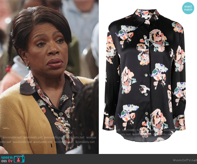 Vince All-over Floral-Print Shirt worn by Barbara Howard (Sheryl Lee Ralph) on Abbott Elementary