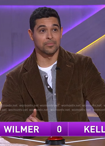 Wilmer Valderrama’s brown corduroy blazer on The Kelly Clarkson Show