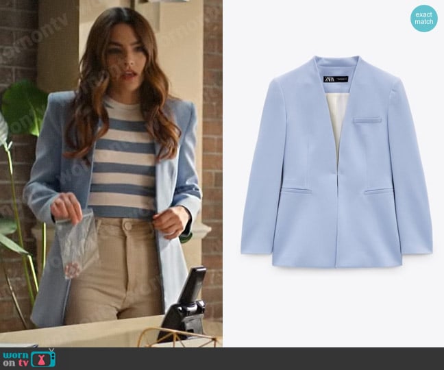 Zara Lapelless Fitted Blazer in Light Blue worn by Allegra Garcia (Kayla Compton) on The Flash