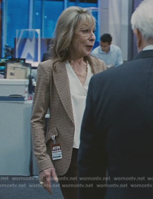 Cyd’s houndstooth blazer on Succession