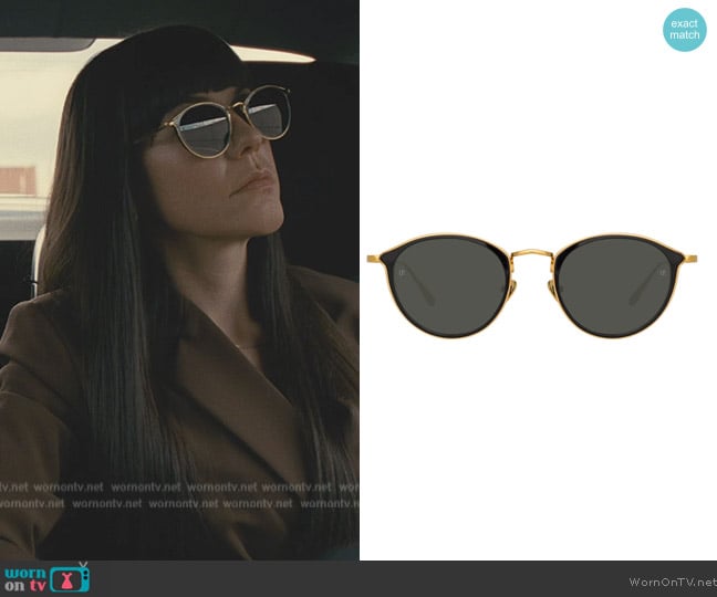 Linda Farrow Luis Oval Sunglasses worn by Kerry (Zoe Winters) on Succession