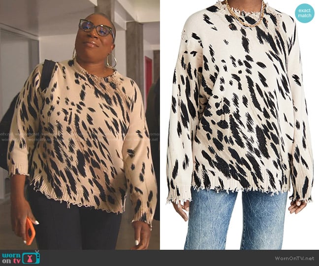 R13 Cheetah Oversized Crew Neck Sweater worn by Henrietta Wilson (Aisha Hinds) on 9-1-1