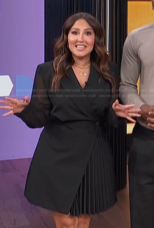 Adrienne’s black pleated blazer dress on E! News