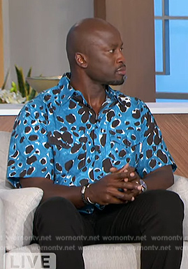 Akbar's blue leopard print shirt on The Talk