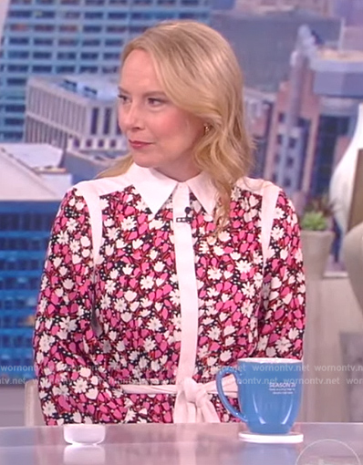 Amy Ryan's floral print contrast dress on The View