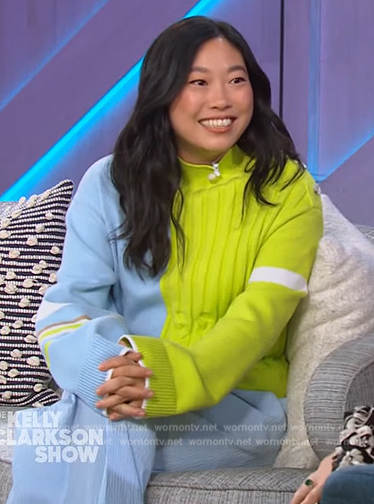 Awkwafina's colorblock sweater on The Kelly Clarkson Show