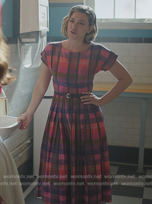 Betty's pink plaid flare dress on Riverdale
