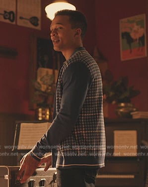 Clay's blue houndstooth cardigan on Riverdale