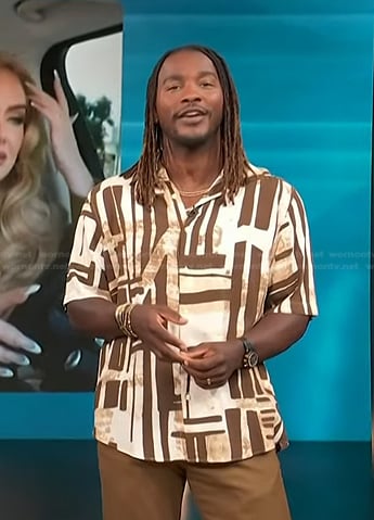 Scott’s abstract print shirt on Access Hollywood