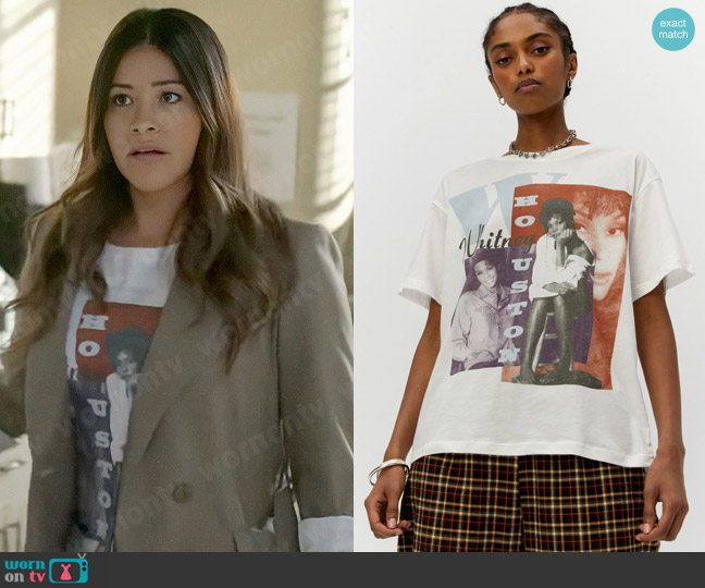 Daydreamer Whitney Houston I Will You Love You BF Tee worn by Nell Serrano (Gina Rodriguez) on Not Dead Yet