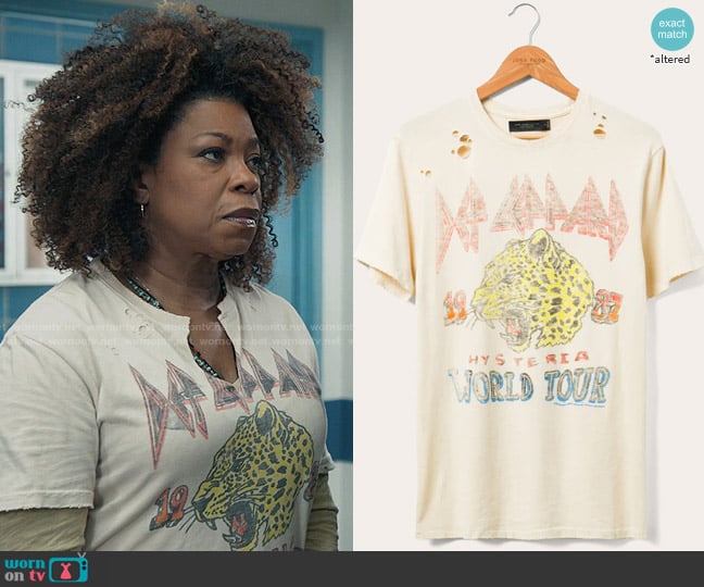 Junk Food Clothing Def Leppard Hysteria Vintage Destroy Tee worn by Viola Marsette (Lorraine Toussaint) on The Equalizer