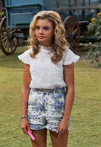 Destiny's white ruffle top and floral shorts on Bunkd